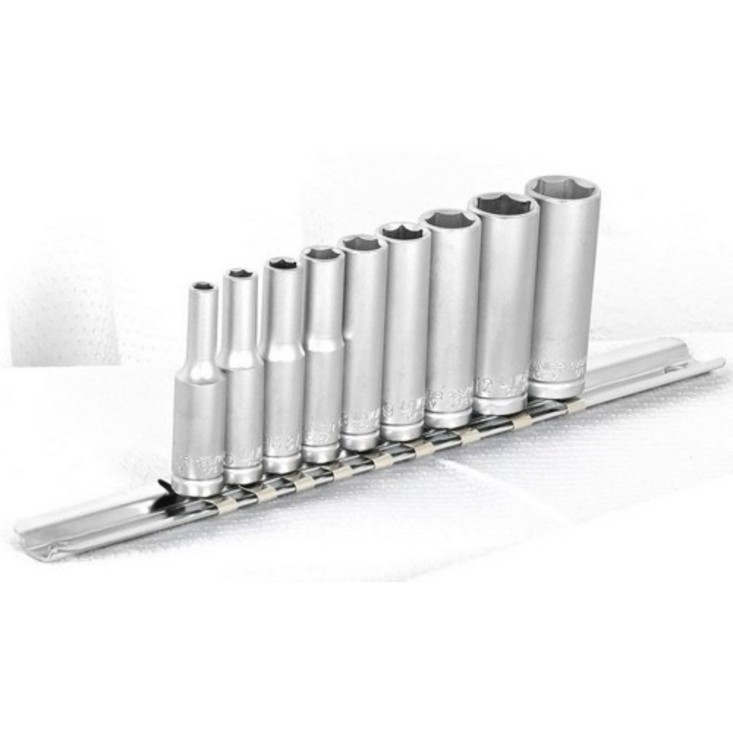  UNIOR  Jeu de douilles longues 1/4" sur rack  Douille, OUTIL A MAIN RANGESTOCK